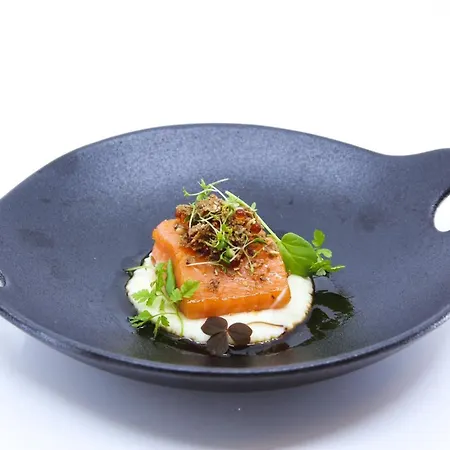 Отель Voksenasen Hotell; Western Signature Collection Осло