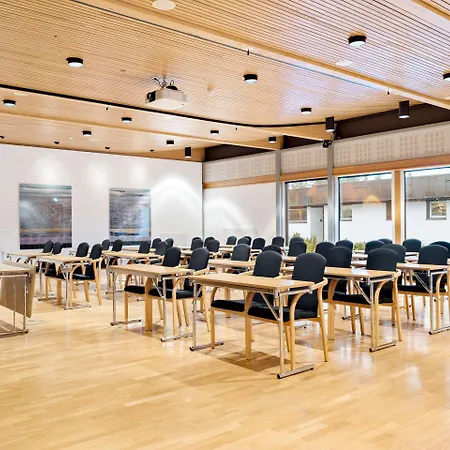 Отель Voksenasen Hotell; Western Signature Collection Осло